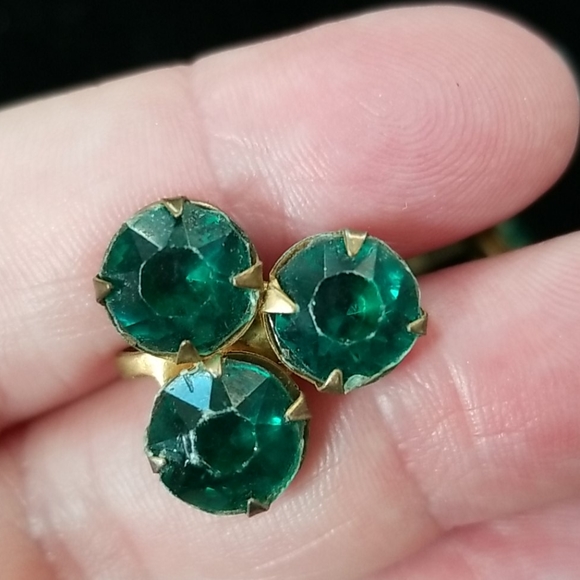 💚VINTAGE SCREW-BACK CLUSTER EARRINGS - Picture 3 of 4
